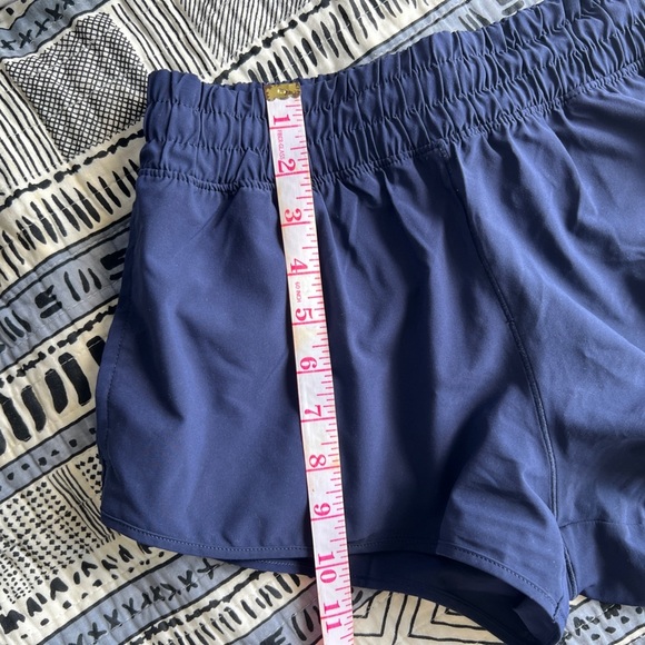 OFFLINE by Aerie Womens Navy Blue Hiking Travel Gym Sports Low Rise Shorts Small - Picture 7 of 7